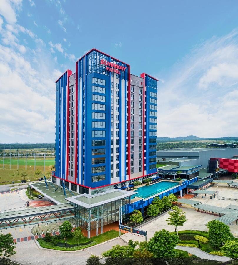Sunway Hotel Big Box Нусаджая Екстериор снимка