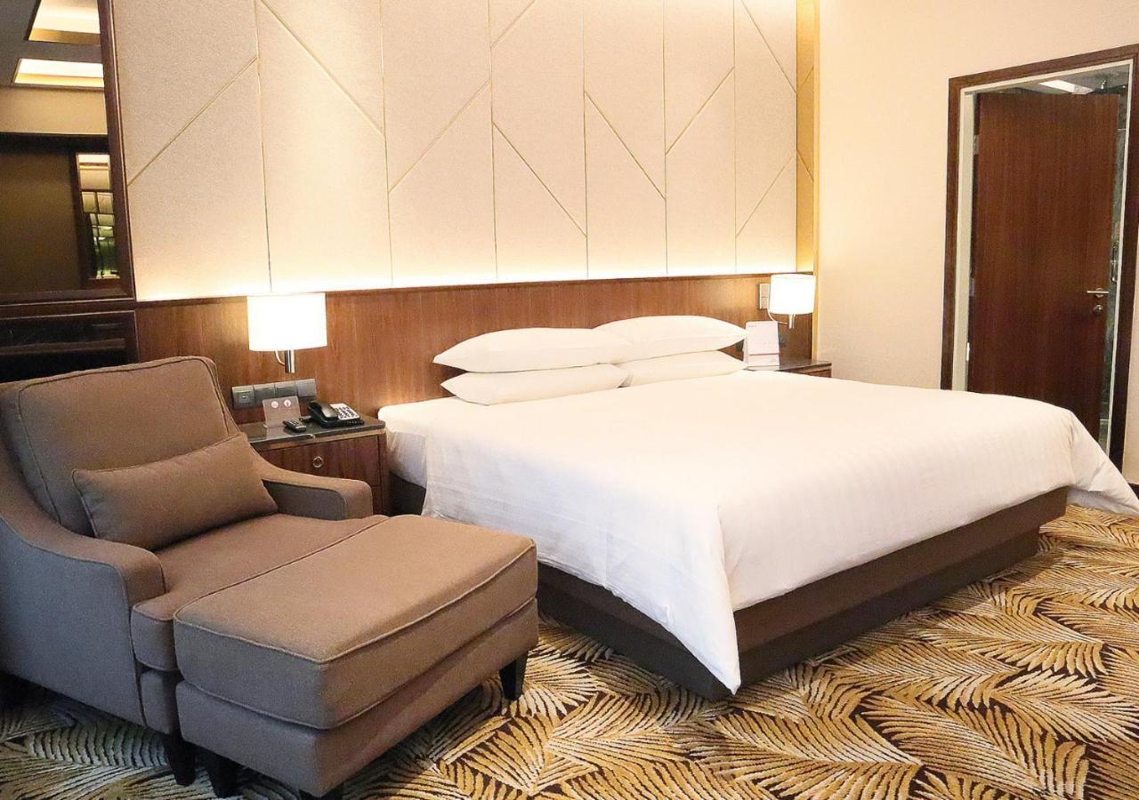 Sunway Hotel Big Box Нусаджая Екстериор снимка