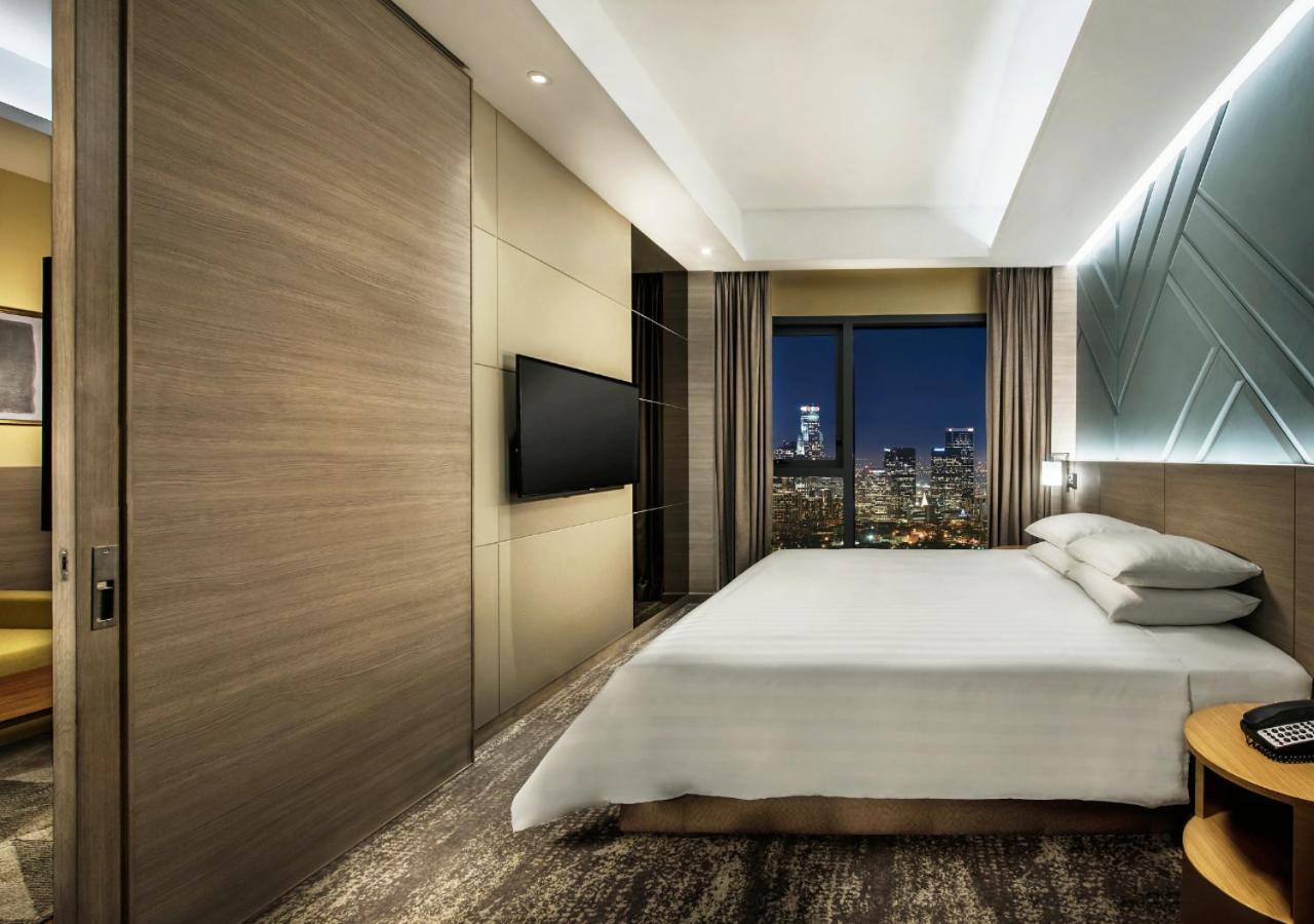 Sunway Hotel Big Box Нусаджая Екстериор снимка
