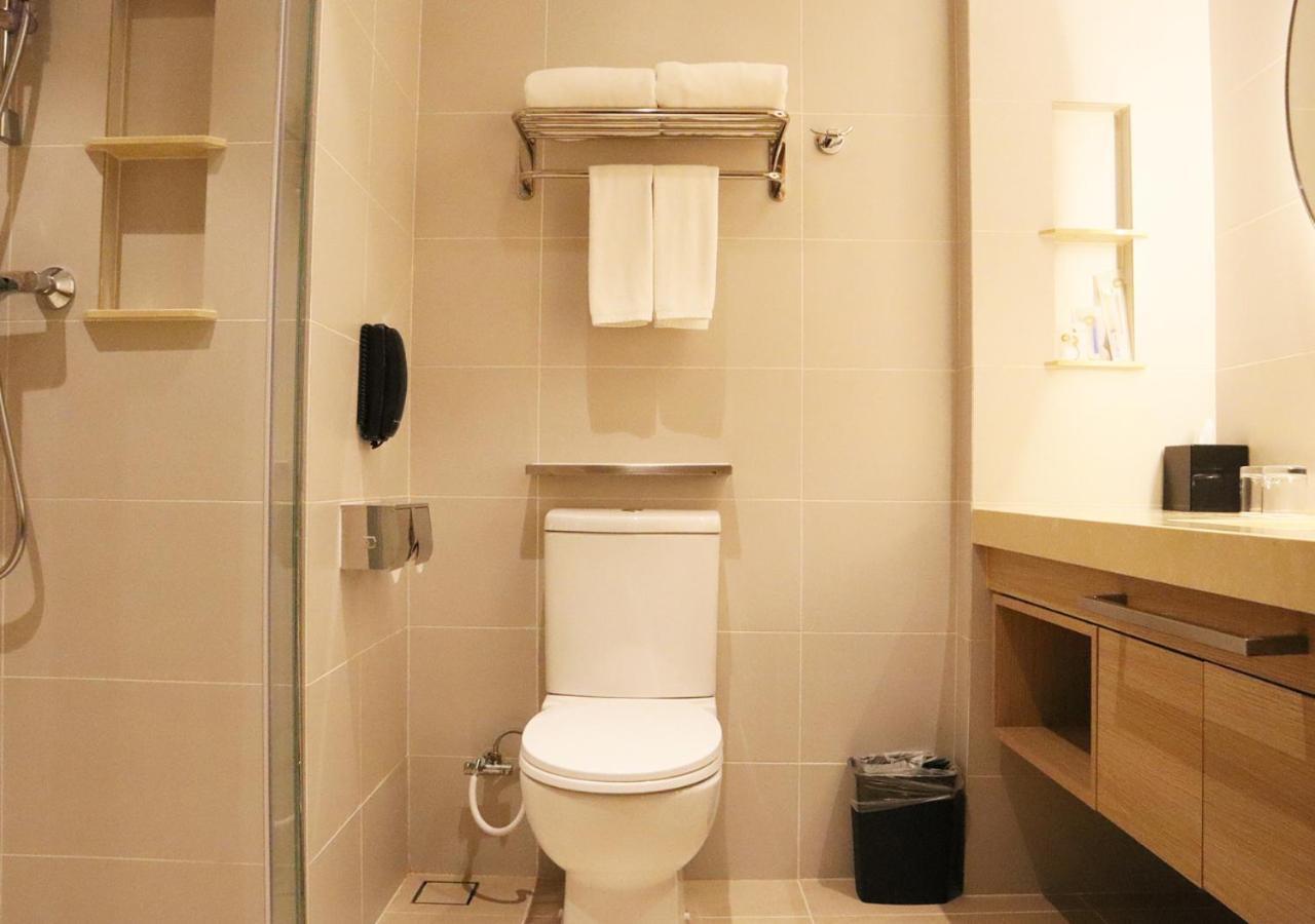Sunway Hotel Big Box Нусаджая Екстериор снимка